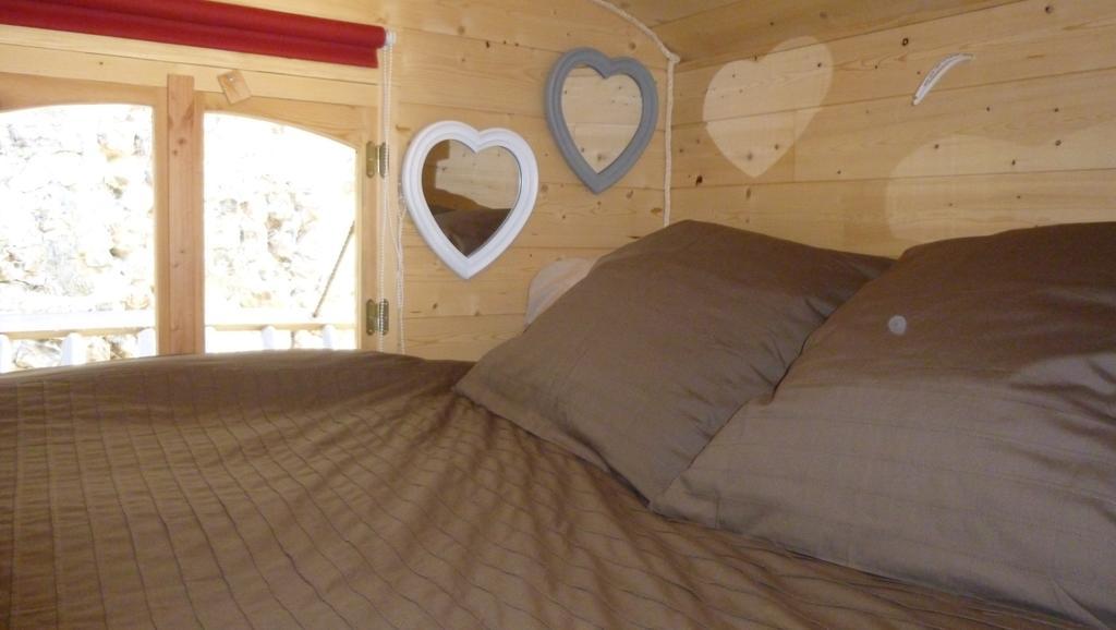 Camping Des Rochers Des Parcs 호텔 Clécy 외부 사진