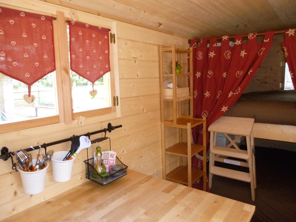 Camping Des Rochers Des Parcs 호텔 Clécy 외부 사진
