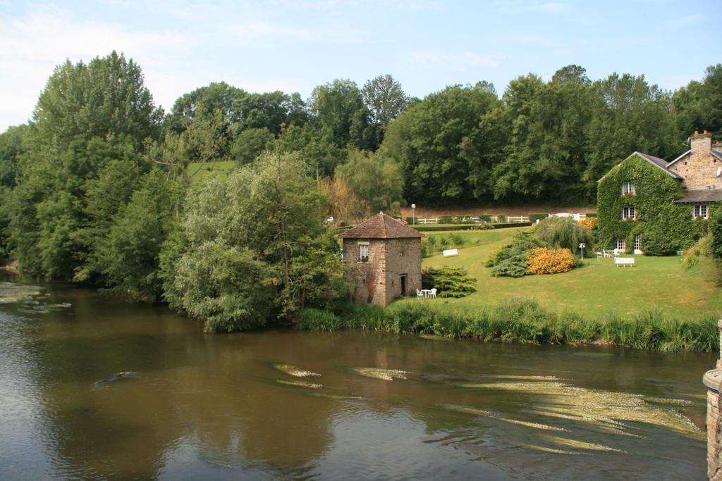 Camping Des Rochers Des Parcs 호텔 Clécy 외부 사진
